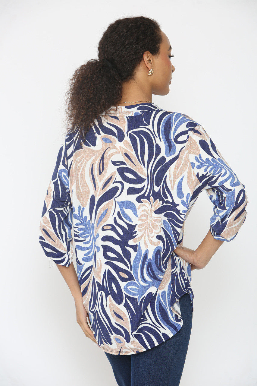 ABSTRACTE BLADPOTIE SLINKY BLOUSE MET V-HALS - NAVY