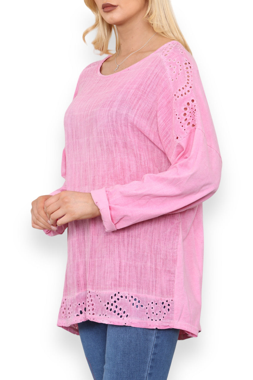 BRODERIE ANGLAISE SCHOUDER- & ZOOMDETAIL TOP BUBBLEGUM ROZE