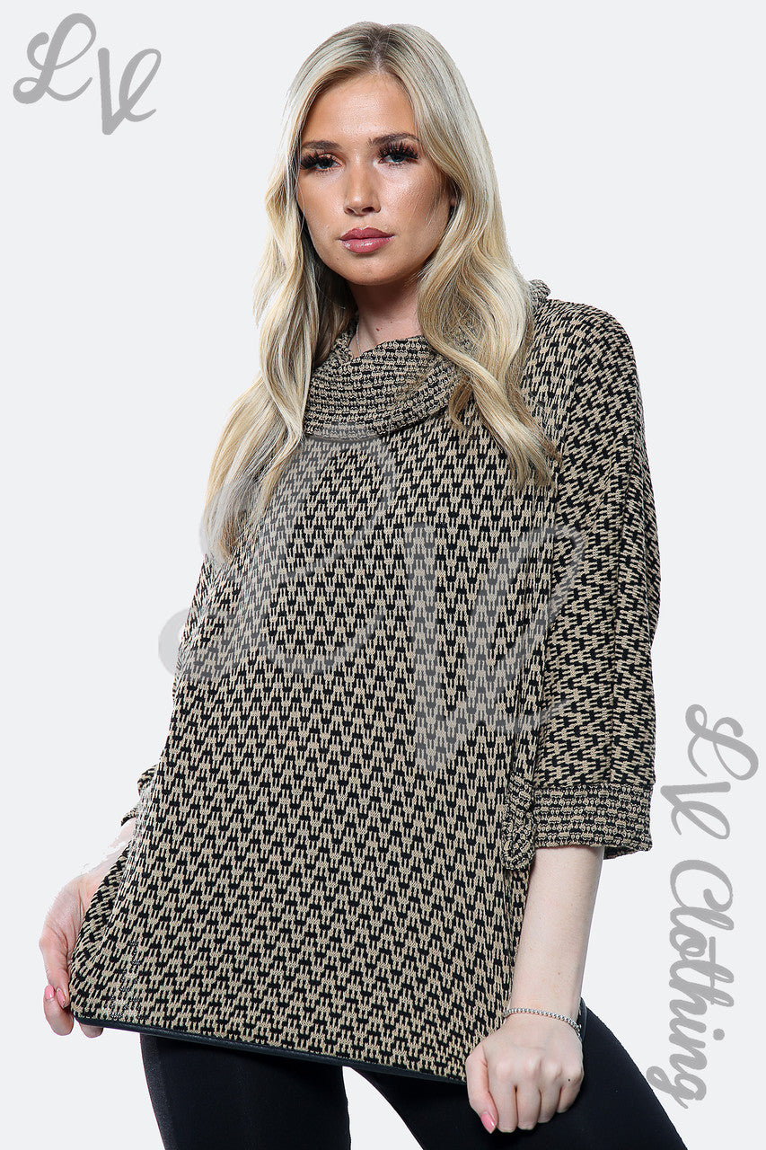 Dames Trui met Colkraag en Hondentandprint Tan Stukprijs € 10,99