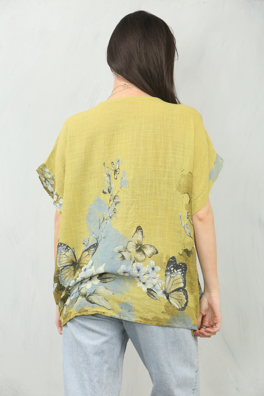 TOP MET VLINDERBOORDPRINT - MOSTERD