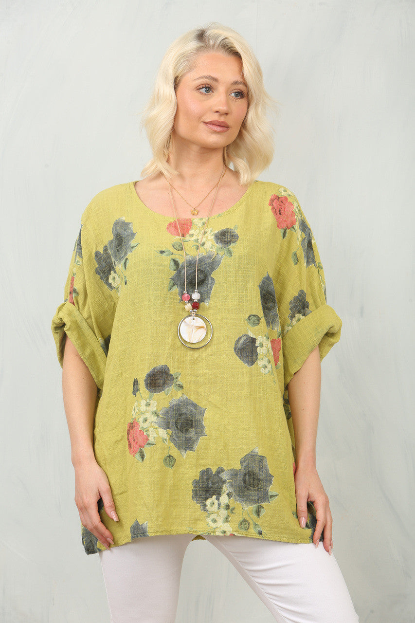 TOP MET ROZENPRINT - MOSTERDKLEURIG