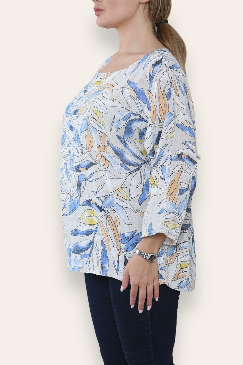 TOP MET BLADSTENGELPRINT EN STRASSEN