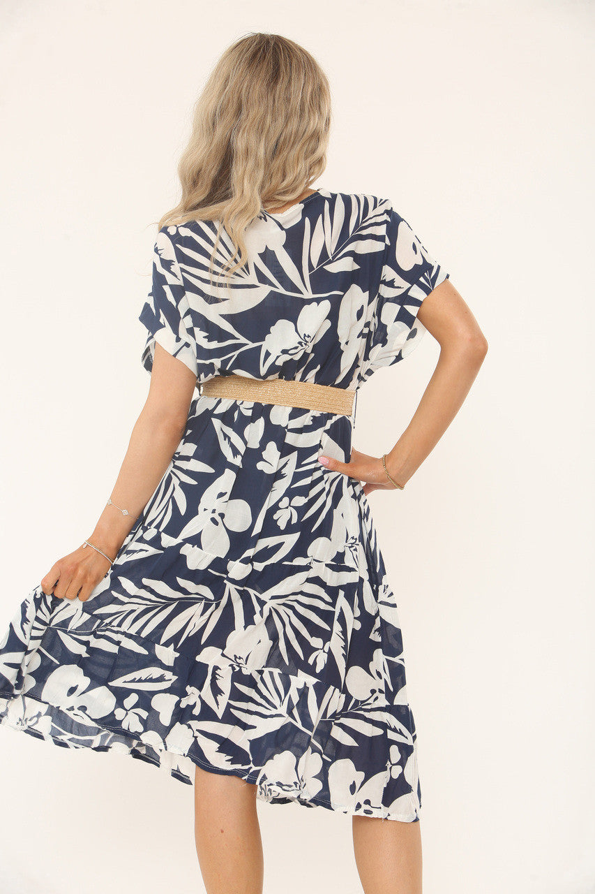 MIDI JURK MET TROPISCHE BLADPRINT EN CEINTUUR - NAVY
