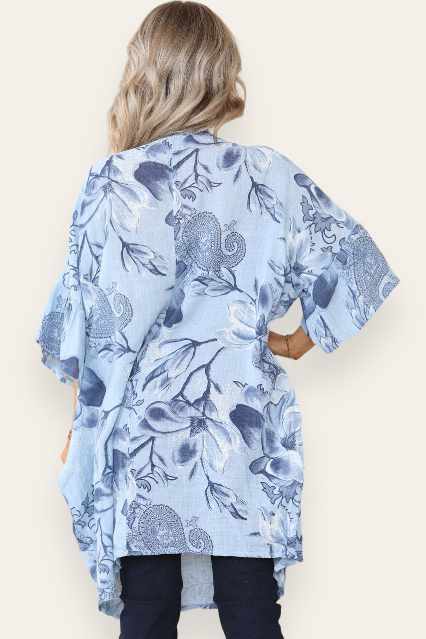 FLOWER PRINT HANKY HEM TOP LIGHT BLUE