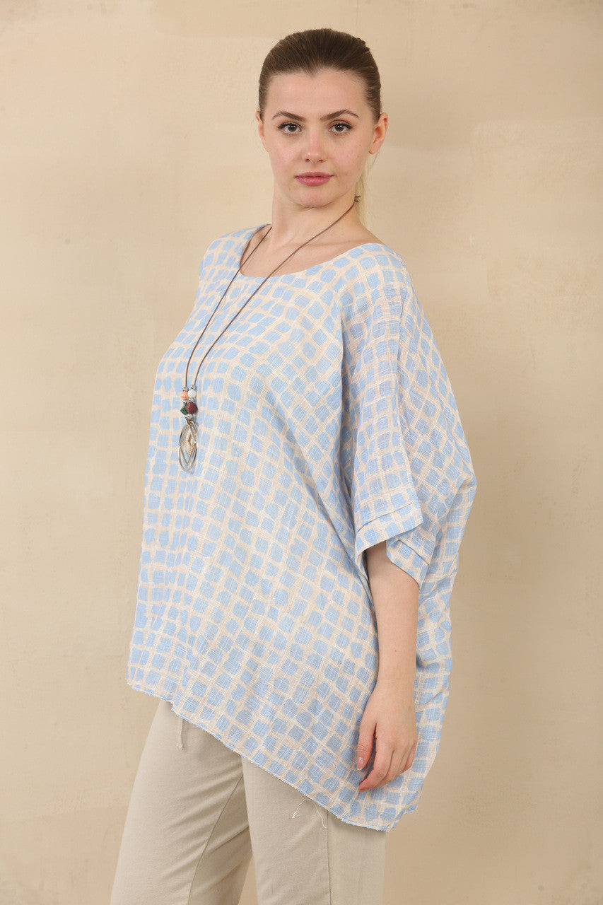 SQUARES PRINT TEXTURED BATWING TOP WITH NECKLACE - LIGHT BLUE