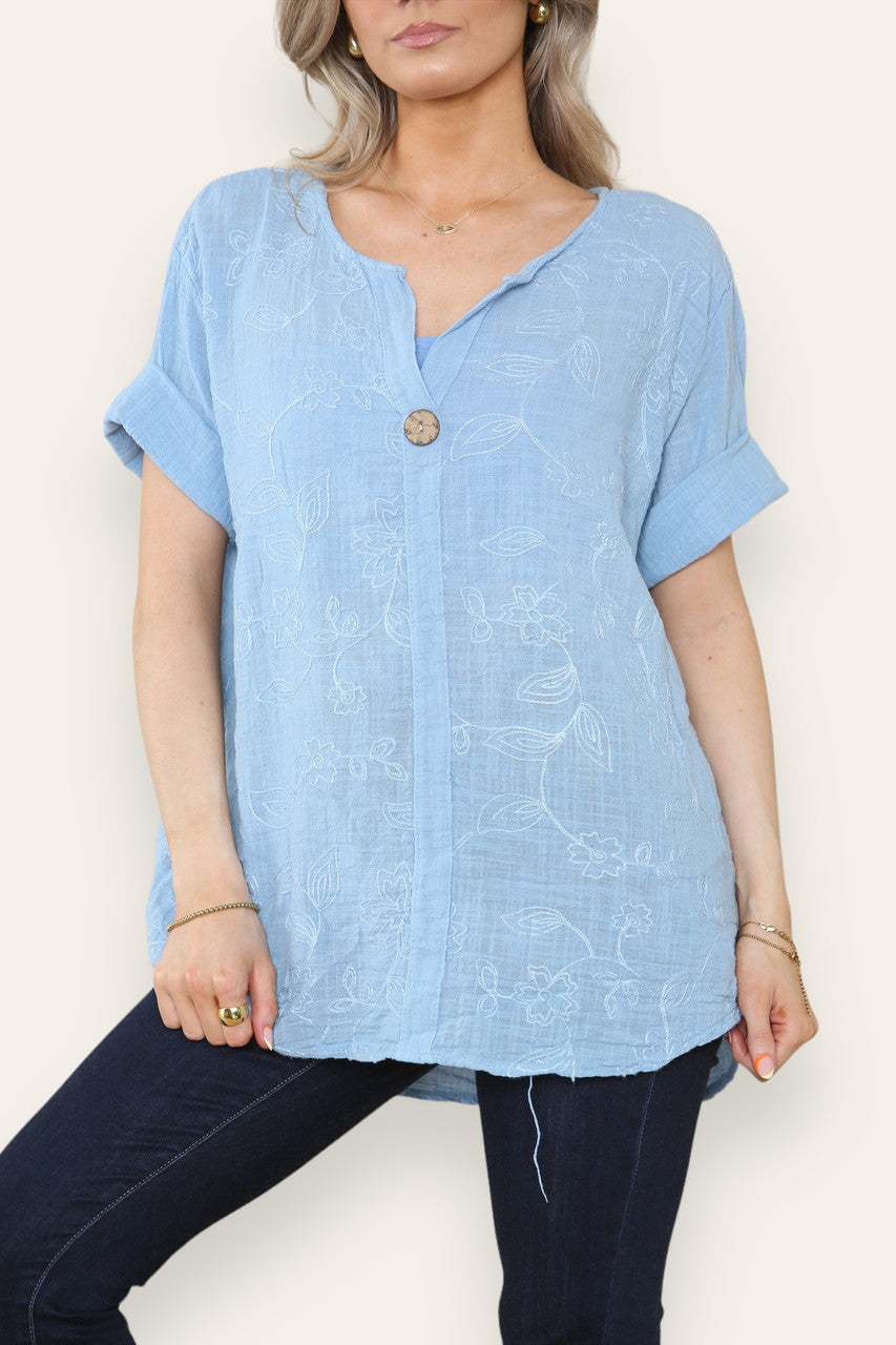 FLORAL EMBROIDERD GRANDAD COLLAR BUTTON FRONT TOP SKY BLUE
