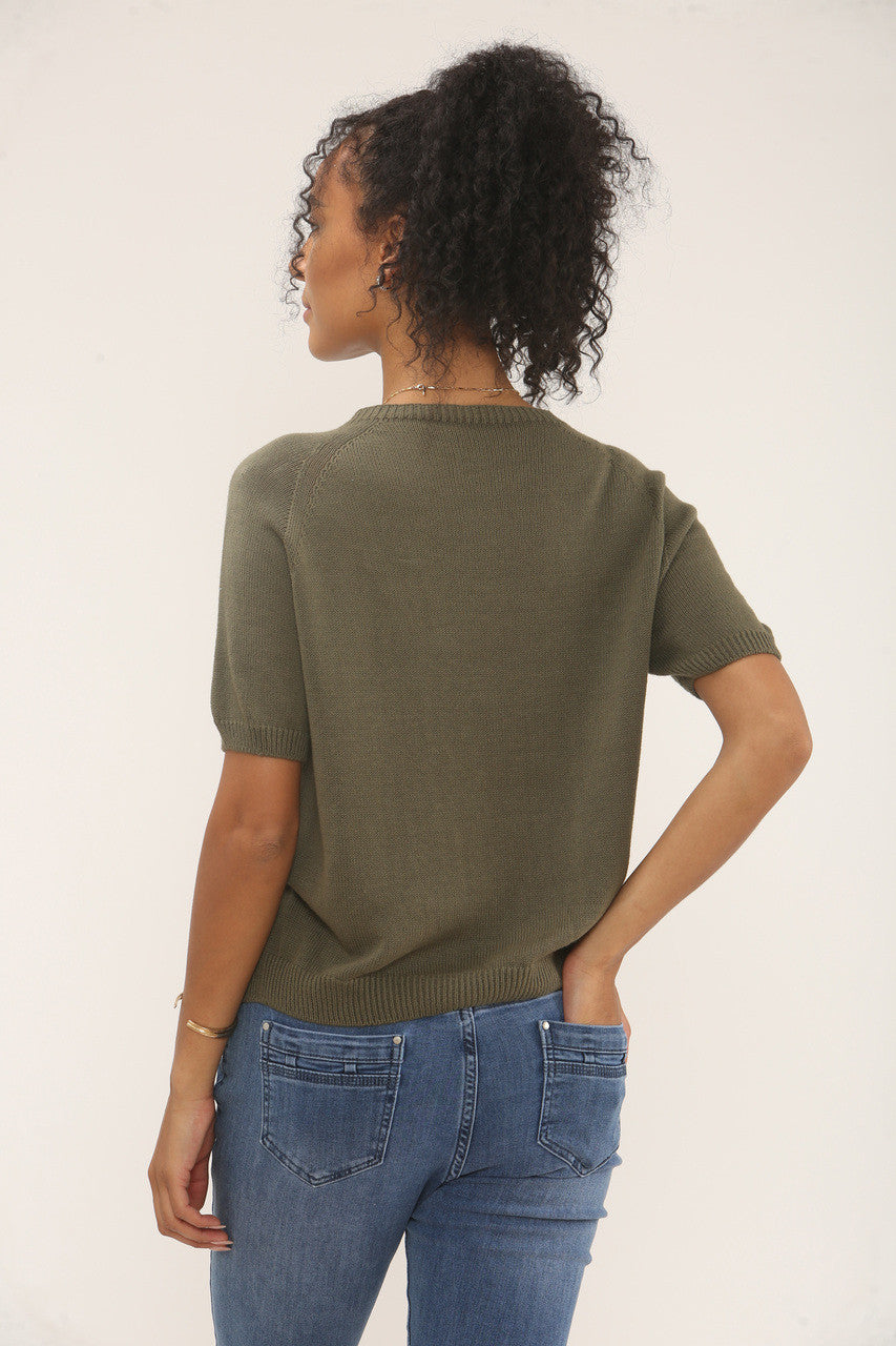 RONDHALS ZACHT GEBREIDE TOP - KHAKI
