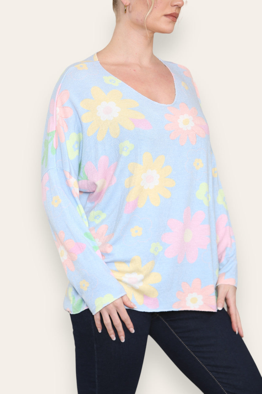COLOURFUL DAISY FLORAL PRINT FINE KNIT TOP LIGHT BLUE