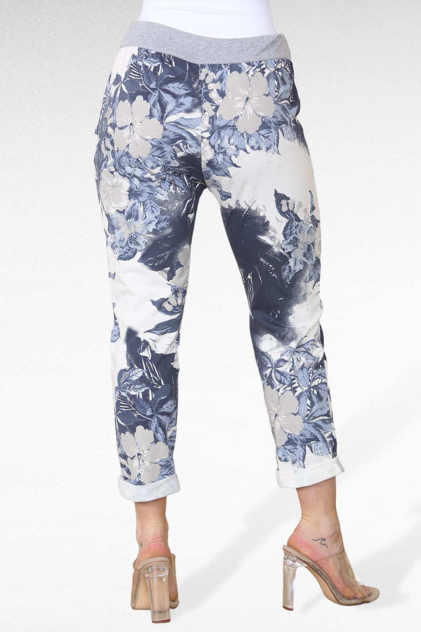 JOGGINGBROEK MET BLOEMEN TIE-DYE PRINT - WIT/MARINEBLAUW