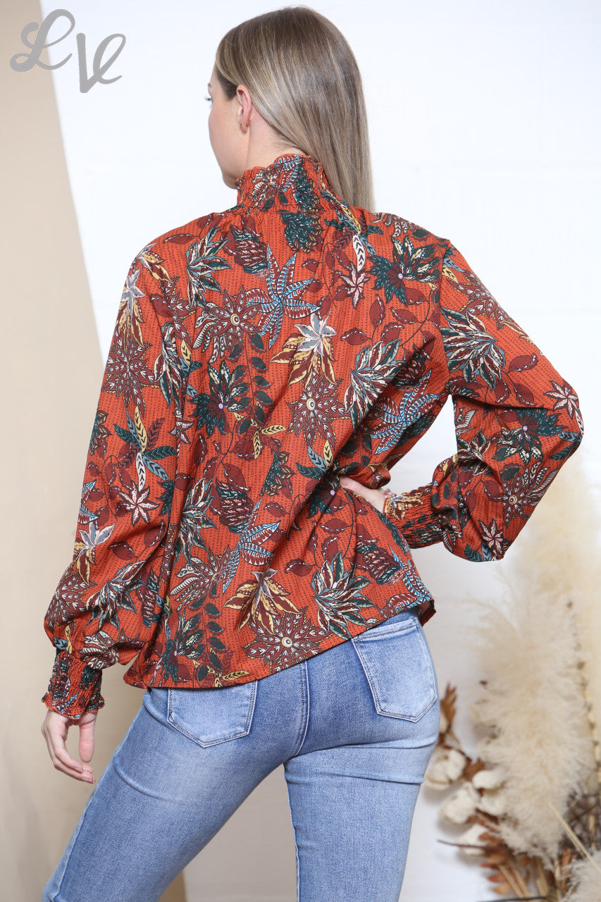 Dames blouse met bladprint, ruches bij de hals, roestbruin