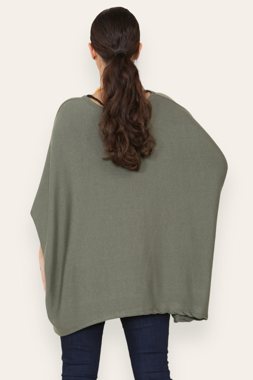 PLAIN FINE KNIT TOP WITH CHUNKY NECKLACE KHAKI