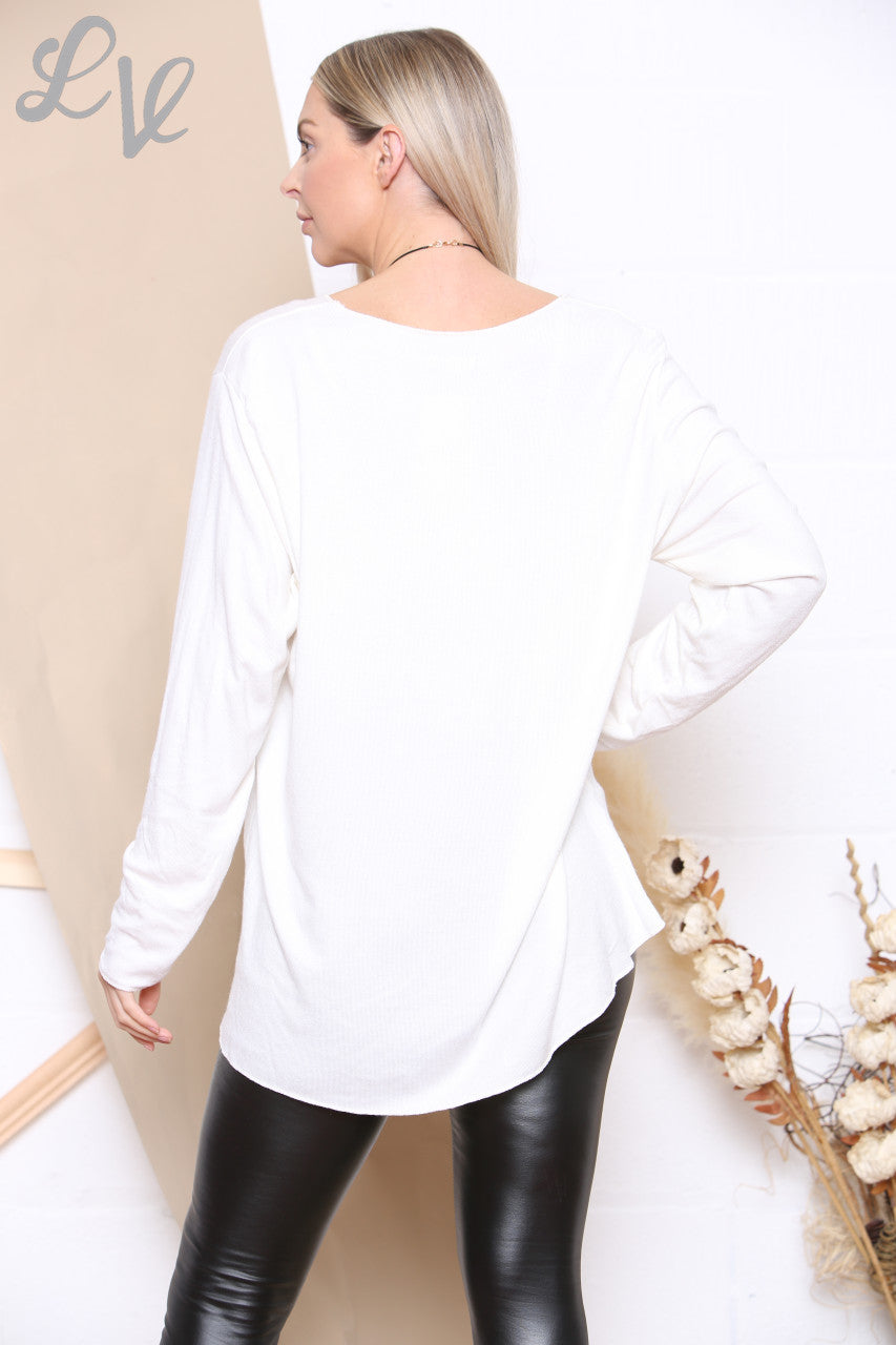 Ladies Plain Fine Knit Top With Necklace Cream Unit Price £8.99
