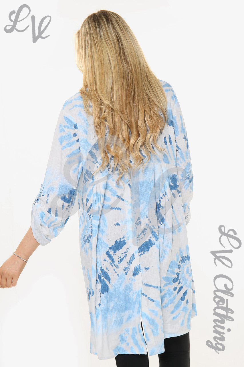 Dames Tie Dye Tunic Top Met Wervelprint En Knoopsluiting Achteraan Denim Stukprijs € 10,99