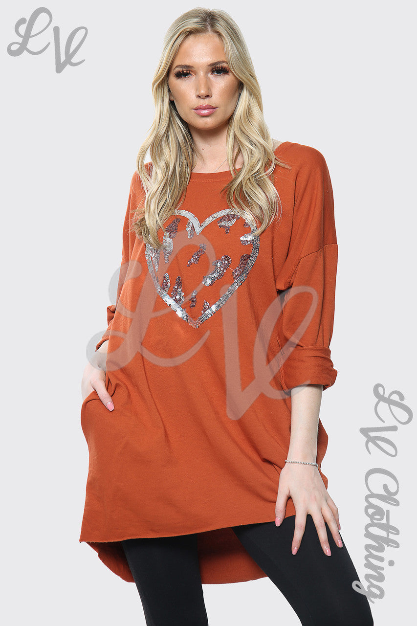 Dames Oversized Top Met Pailletten Hartprint Roest Prijs per eenheid € 15,99