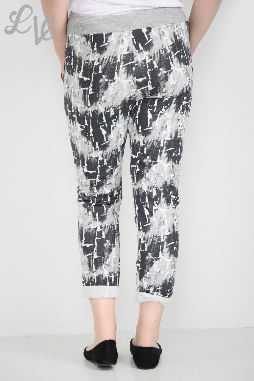 Dames Joggingbroek met verfspatten Wit - Stukprijs € 6,99