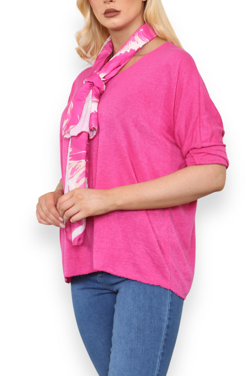 PLAIN FINE KNIT TOP WITH PRINTED SILKY SCARF CERISE