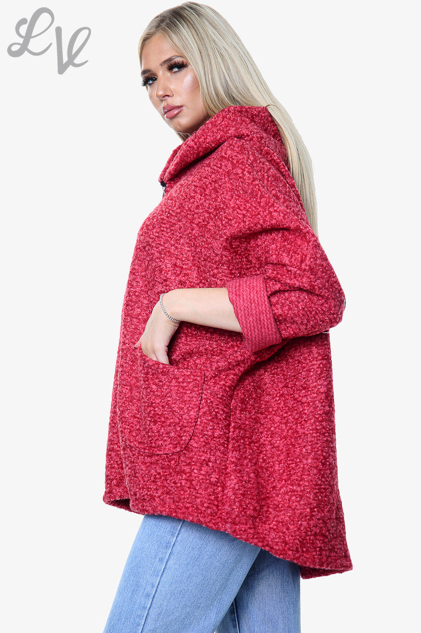 Dames teddybeer wollen blend jas met capuchon rood - Prijs per stuk € 16,99