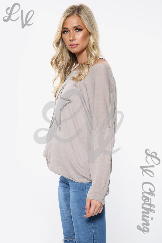 Two-layer star print top, light stone grey, loose long sleeves, round neckline