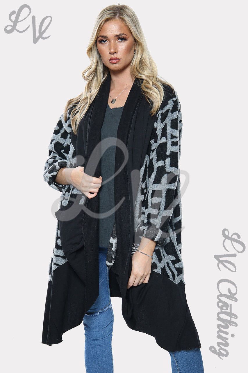 Dames Oversized Wollen Jas met Abstracte Print Zwart Stukprijs € 25,99