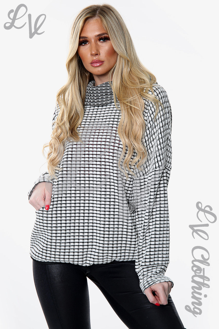 Dames Coltrui Chenille Trui Wit Prijs per eenheid € 12,99
