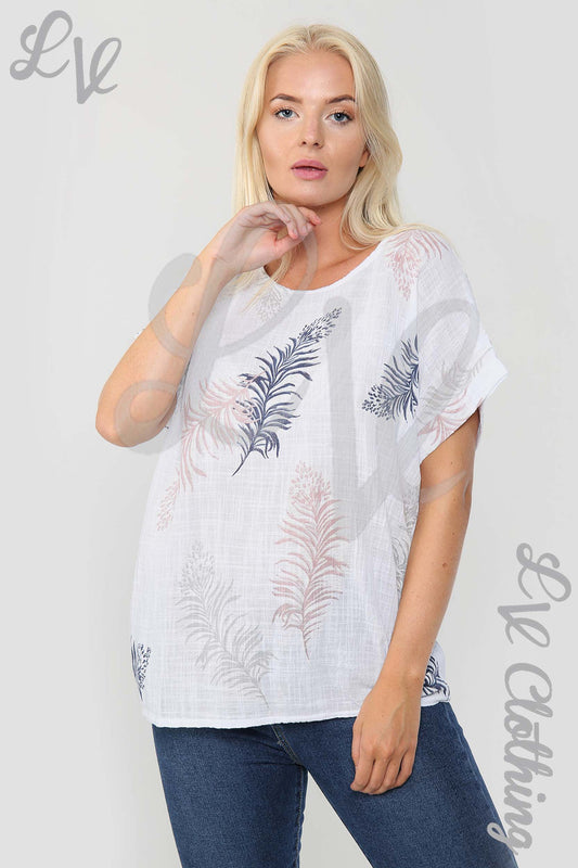 Women’s white feather-print short-sleeve top with crew neckline, loose silhouette