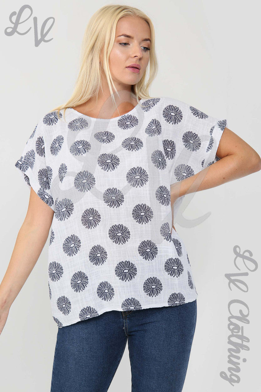 Dames Top met Bloemen Cirkelprint Wit - Prijs per eenheid €9,99