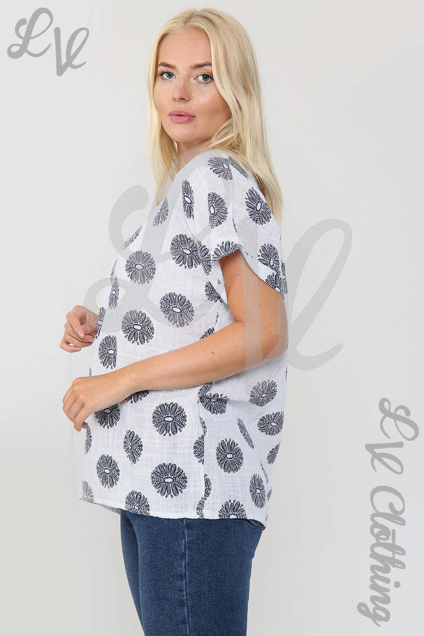 Dames Top met Bloemen Cirkelprint Wit - Prijs per eenheid €9,99