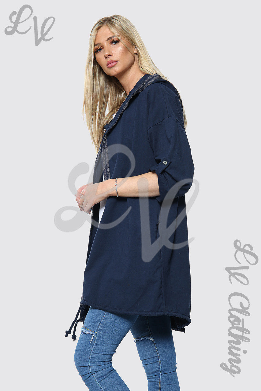 Dames zilveren vest met capuchon en vleugelmouwen marineblauw per stuk £ 15,99