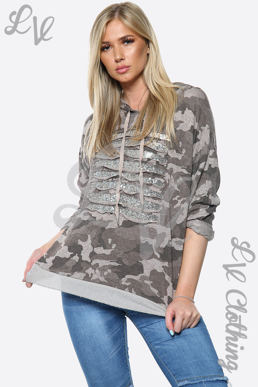 Dames Camouflageprint Sequin Lasergesneden Top met Capuchon Dusty Pink Stukprijs €14,99