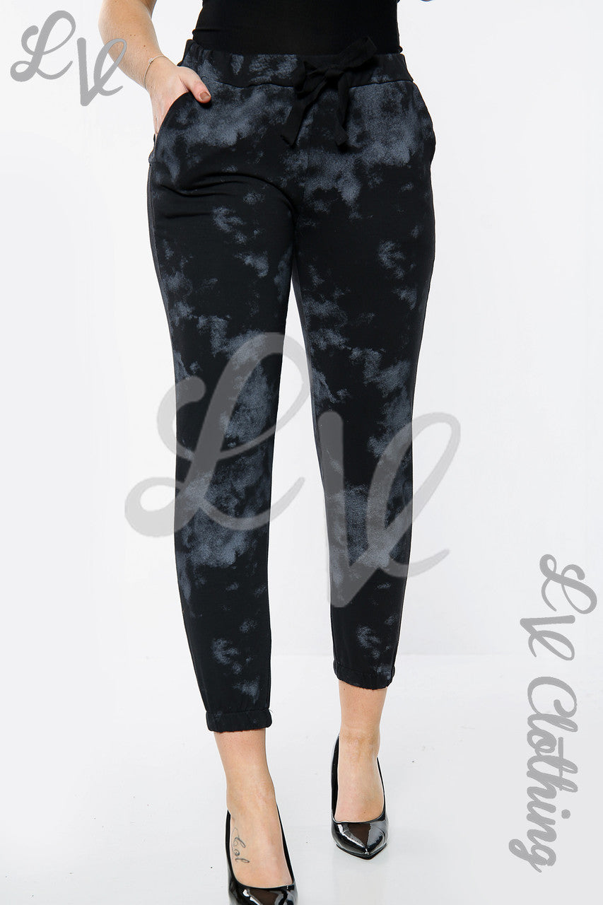 Dames Sky Print Joggingbroek Zwart Prijs per stuk € 10,99
