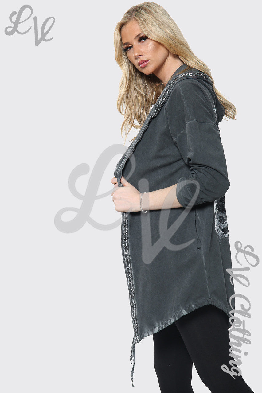 Dames hooded jack met bloemenfoliedetail op de rug houtskool - Eenheidsprijs € 18,99