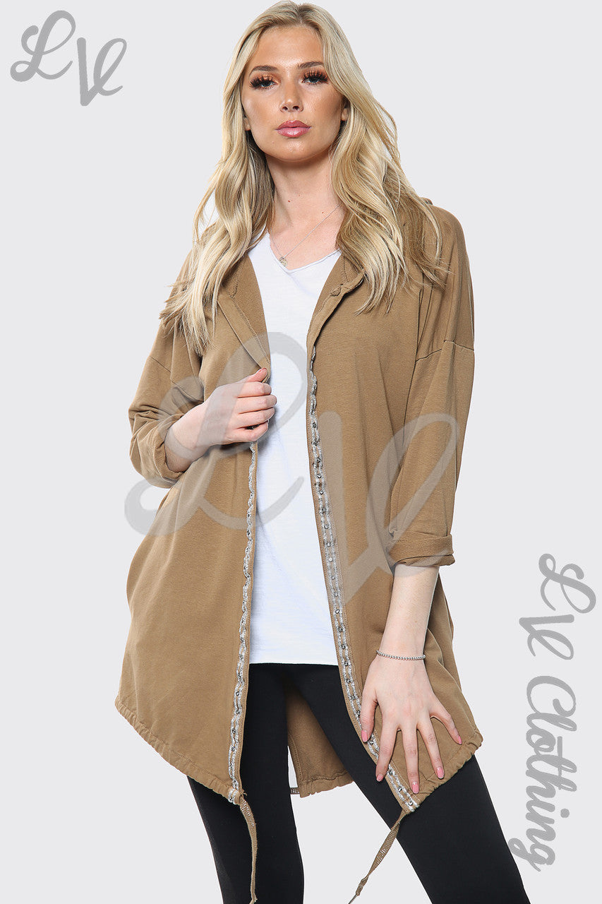 Damesjack Met Capuchon En Foliebloemmotief Achterkant Beige - Stukprijs € 10,99
