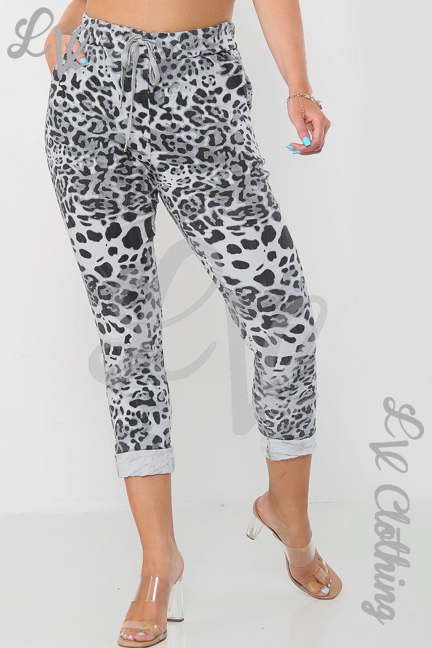 Dames Broek met Luipaardprint Zilver - Prijs per eenheid €9,99