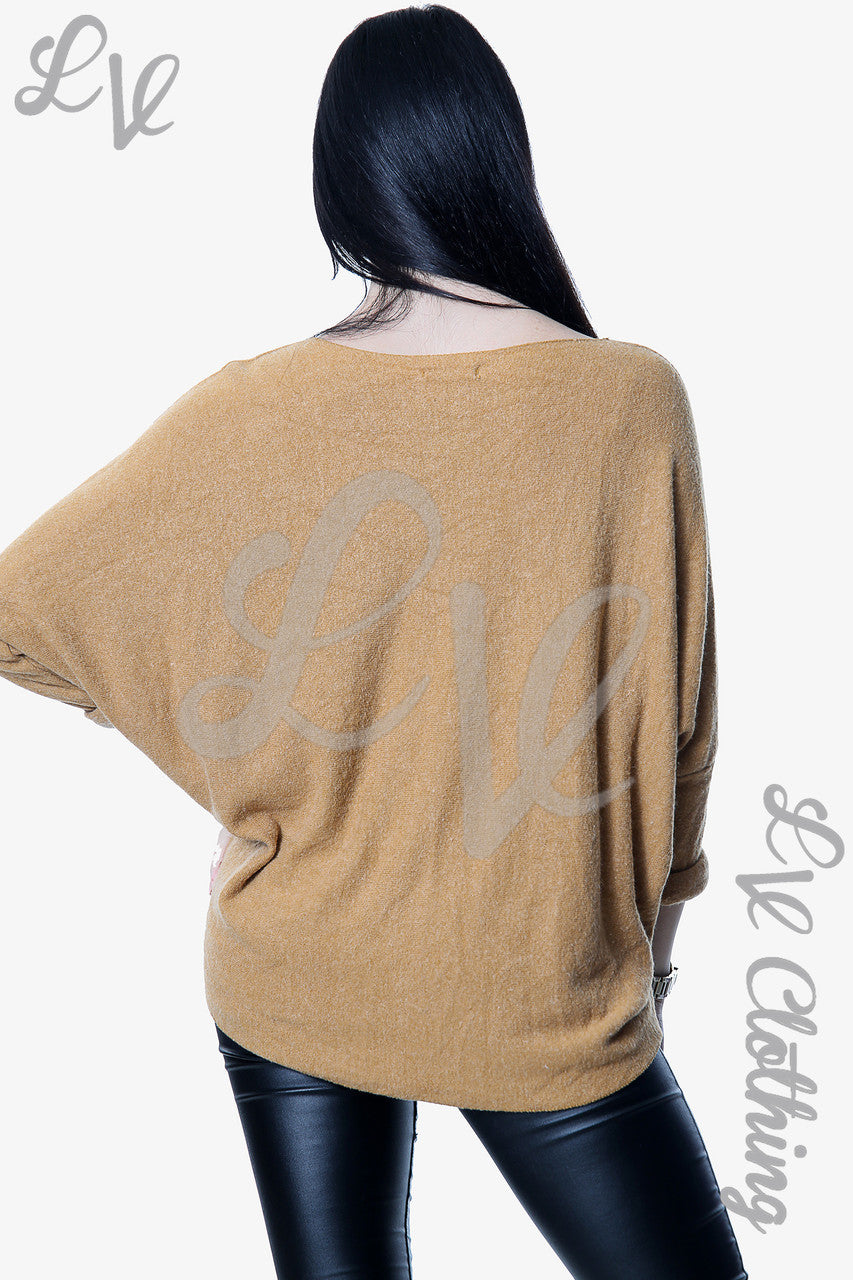 Dames Gebreide Trui met Vlinderprint Mosterd Prijs per stuk € 13,99