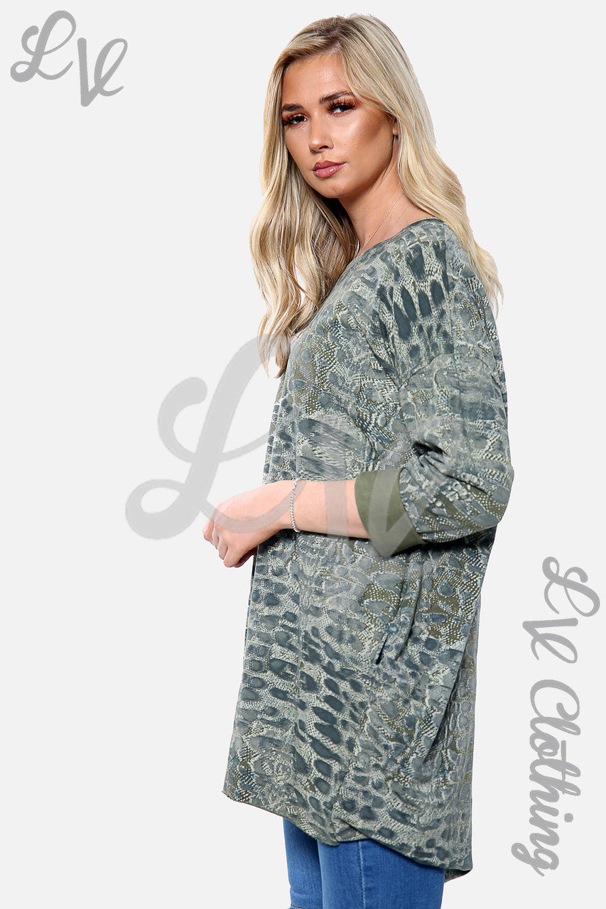 Dames oversized sweatshirt met slangenprint Khaki Stukprijs € 14,99