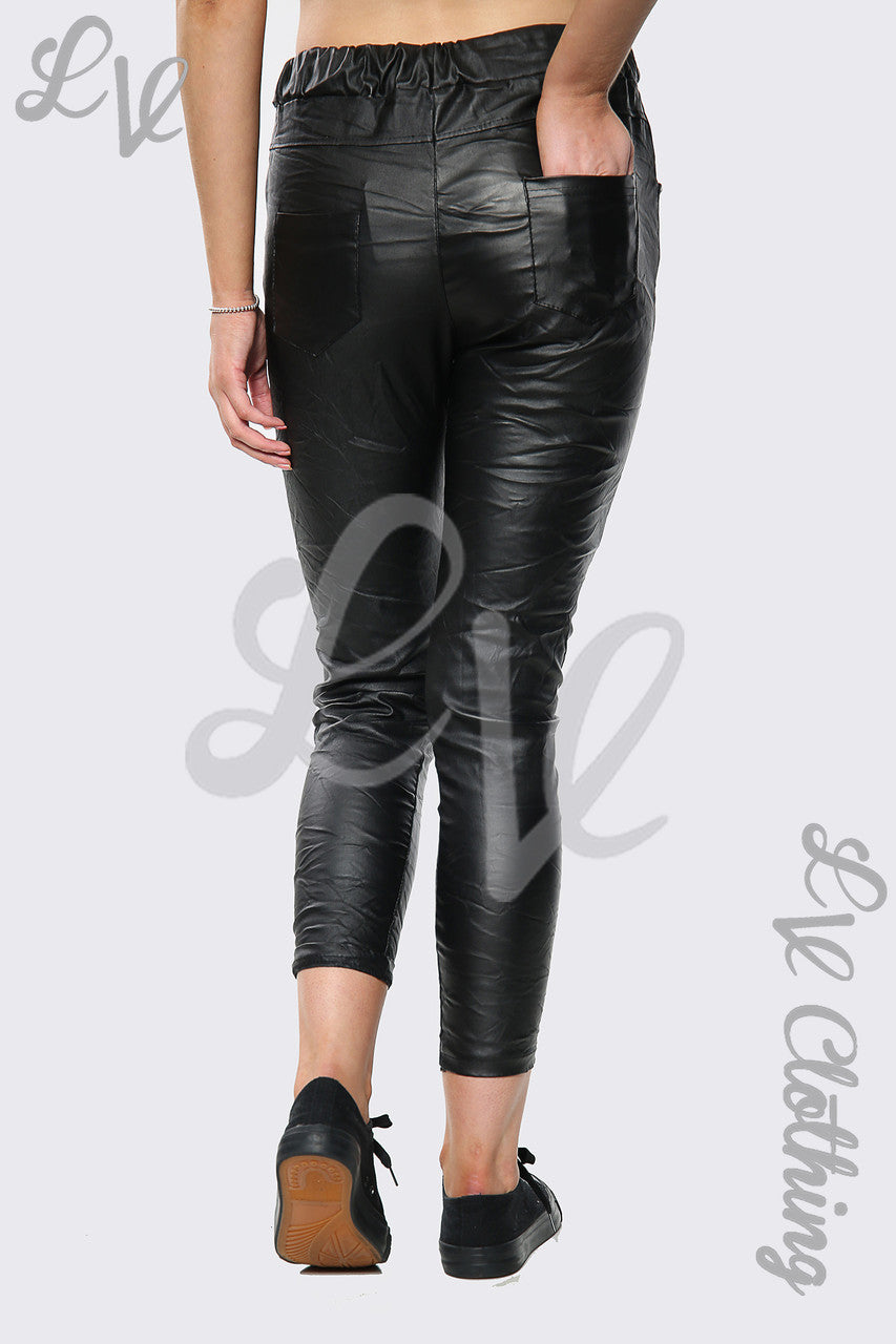 Dames Glanzende Wetlook PU Broek Zwart Prijs per eenheid €10,99