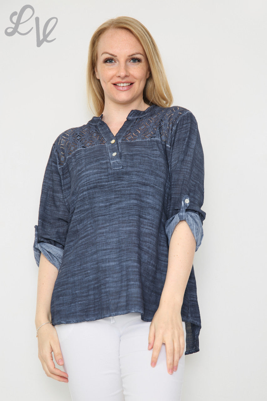 Dames Blouse Marineblauw met Kanten Schouderdetails