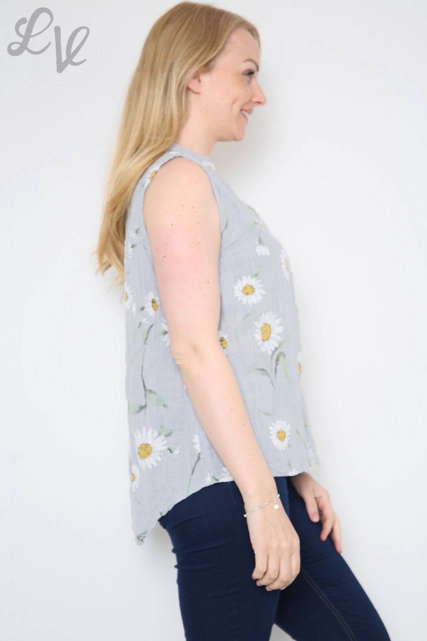 Dames Mouwloze Top Met Madeliefjesprint Zilver Prijs per stuk € 8,99