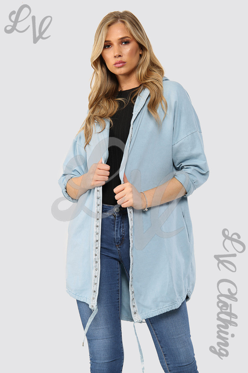 Damesjack met capuchon met bloemenfoliedetail achter lichtblauw - Eenheidsprijs £18,99