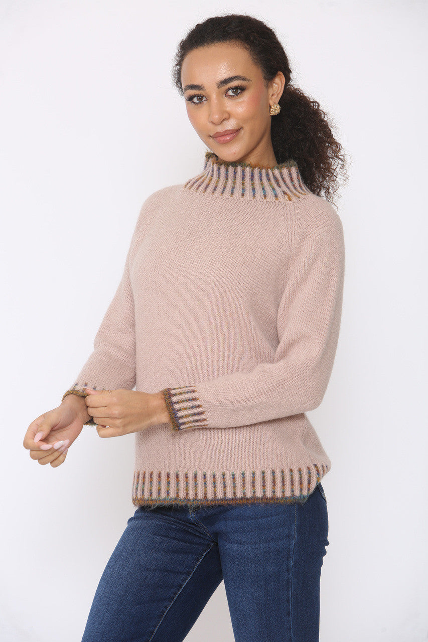 MOHAIR TRUI MET STEEKDETAIL DUSTY PINK