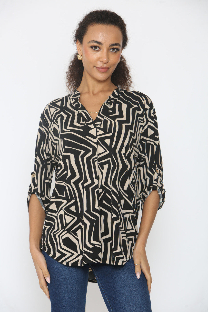 GEOMETRIC ZIGZAG PRINT SLINKY V-NECK BLOUSE - BLACK