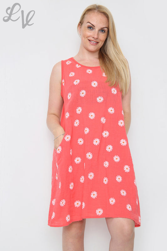 Dames Mouwloze Jurk met Madeliefjesprint Koraalstukprijs € 10,99