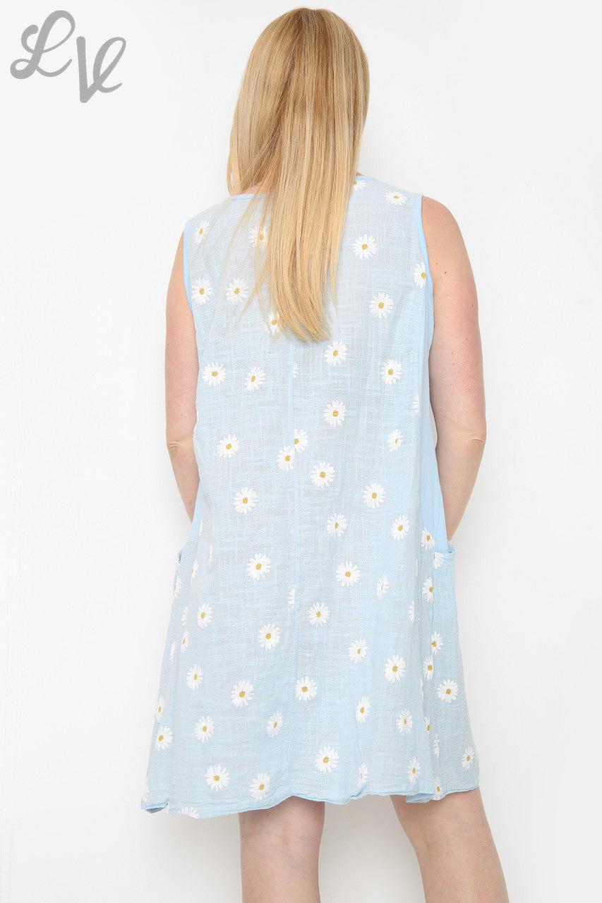 Dames Mouwloze Jurk met Madeliefjesprint Lichtblauw Prijs per eenheid € 10,99