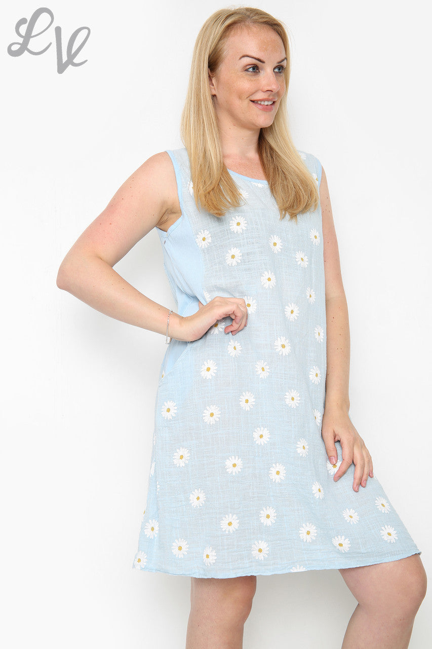 Dames Mouwloze Jurk met Madeliefjesprint Lichtblauw Prijs per eenheid € 10,99