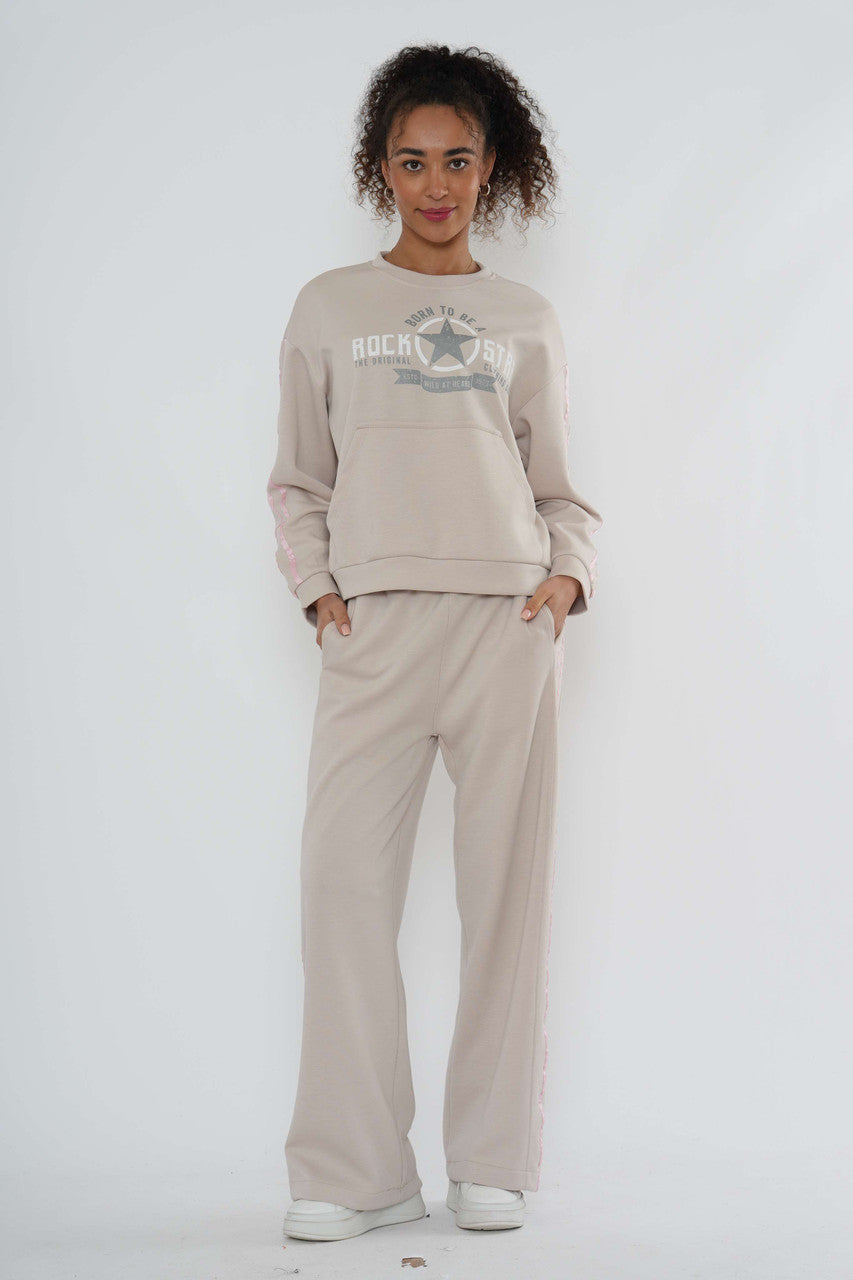 Loungeset met print – Sweatshirt & Broek met wijde pijpen - Beige