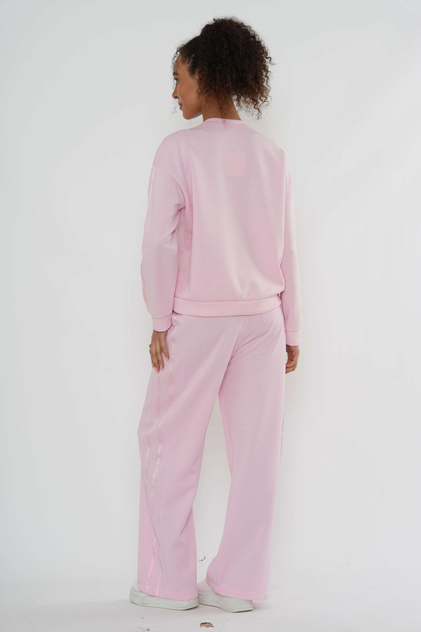 Graphic Lounge Set – Sweatshirt & Wide-Leg Pants - Zachtroze