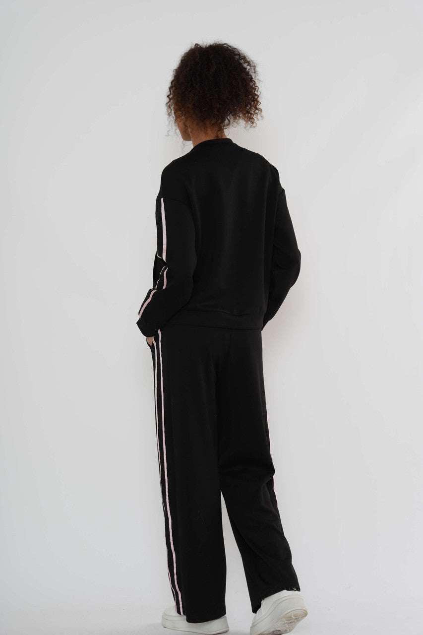Graphic Lounge Set – Sweatshirt & Wide-Leg Broek - Zwart