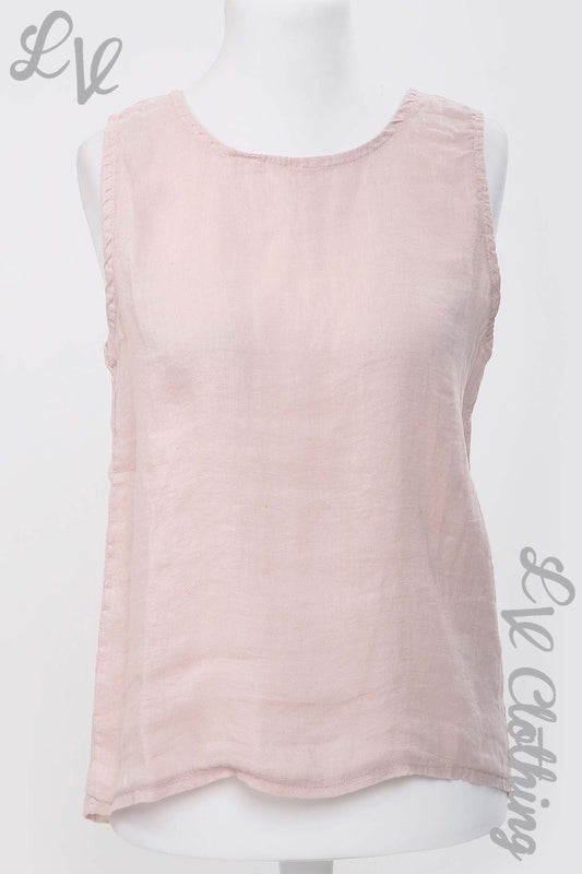 Dusty pink linen sleeveless top with round neckline and curved hem