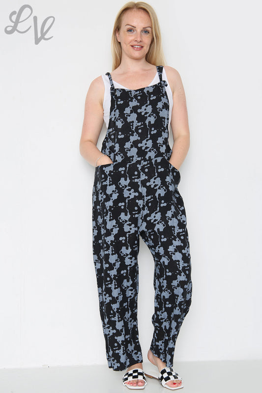 Dames camouflage tuinbroek zwart Stukprijs € 14,99