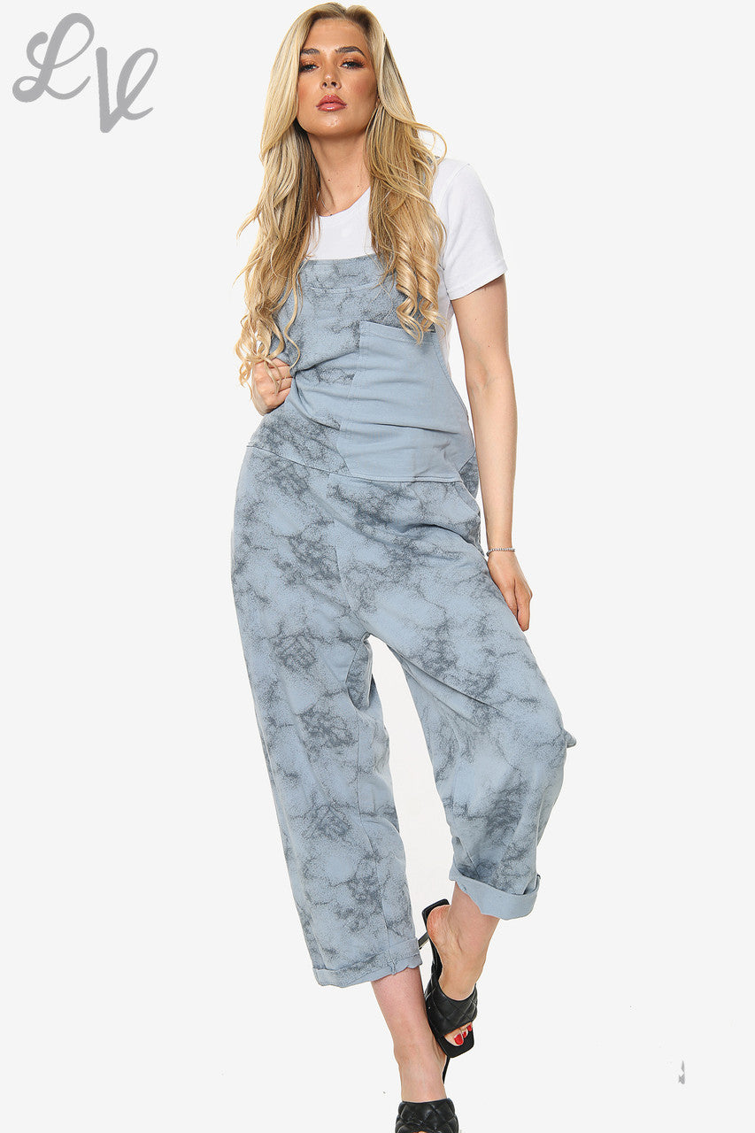 Bedrukte tuinbroek voor dames van denim Stukprijs € 15,99